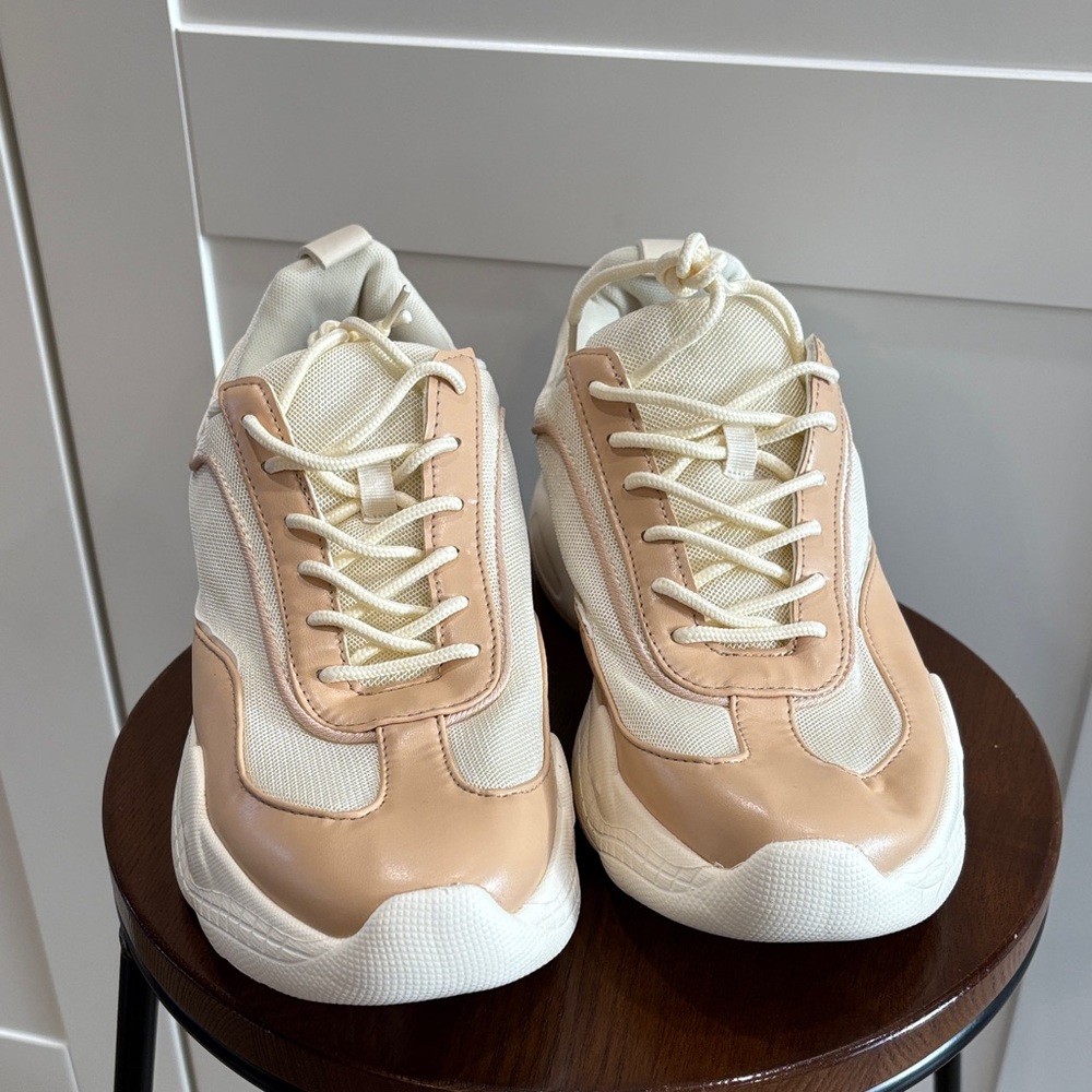 Shoe Dazzle Cream and Tan Sneakers